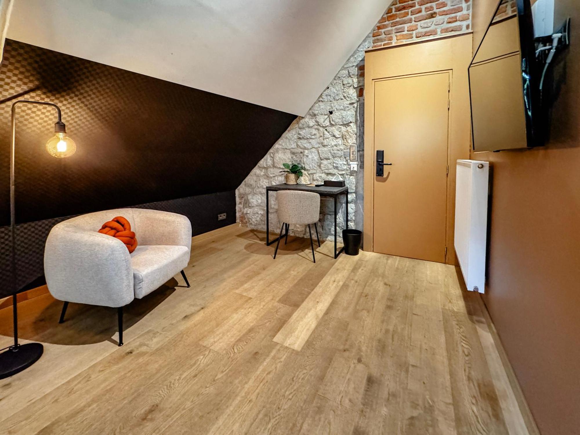 Hotel Le Manoir Marche-en-Famenne Exteriör bild